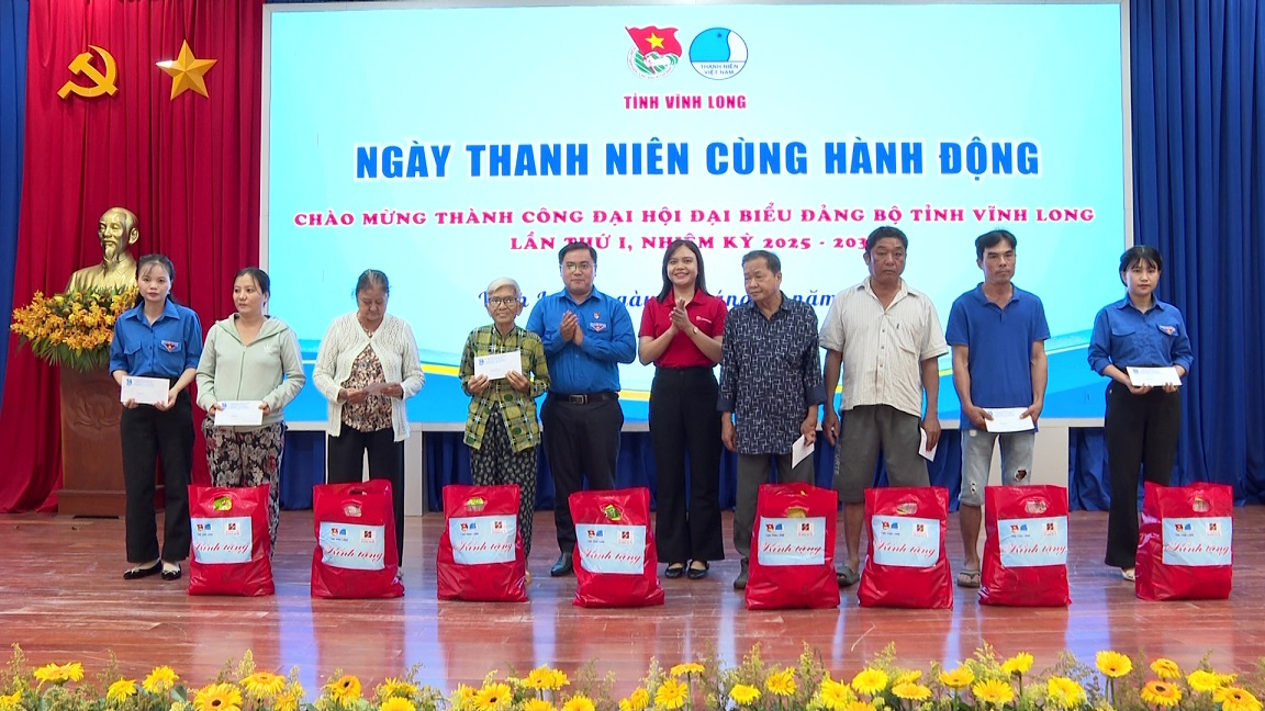 Ngày thanh niên cùng hành động