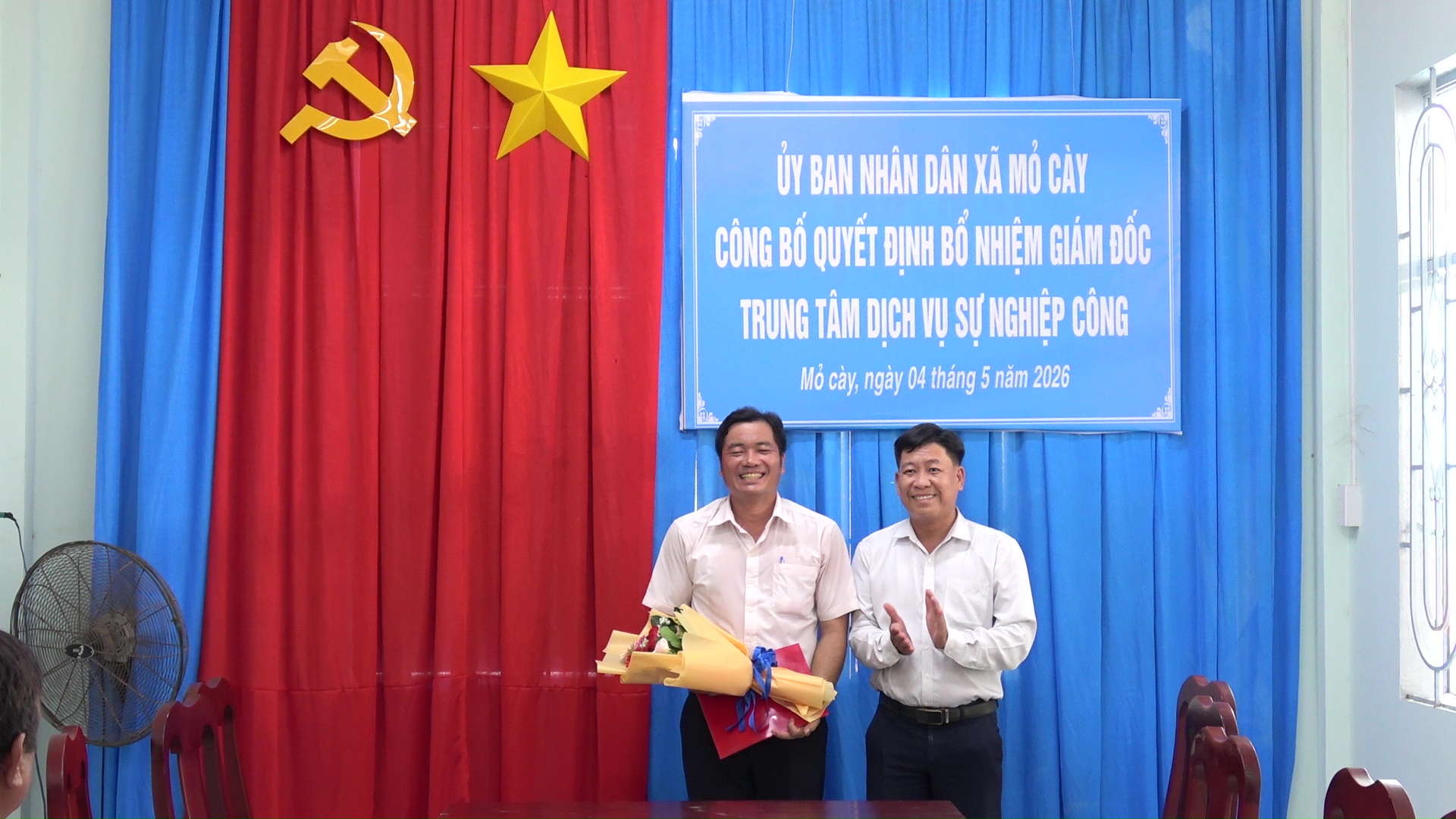 Lễ trao quyết định bổ nhiệm giám đốc Trung tâm Dịch vụ sự nghiệp công